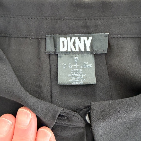 Women’s Black DKNY Short-Sleeve Button-Up Blouse. - Picture 6 of 7